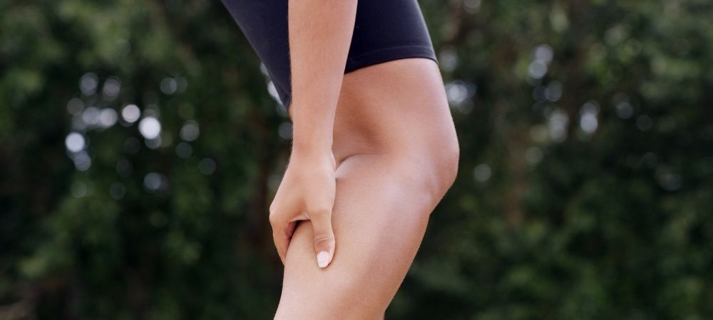 person with knee pain